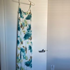 Tommy Bahama L flower print spaghetti strap Long dress